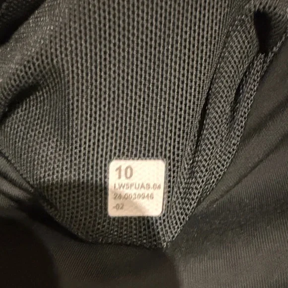 EUC Lululemon Set - Picture 9 of 9